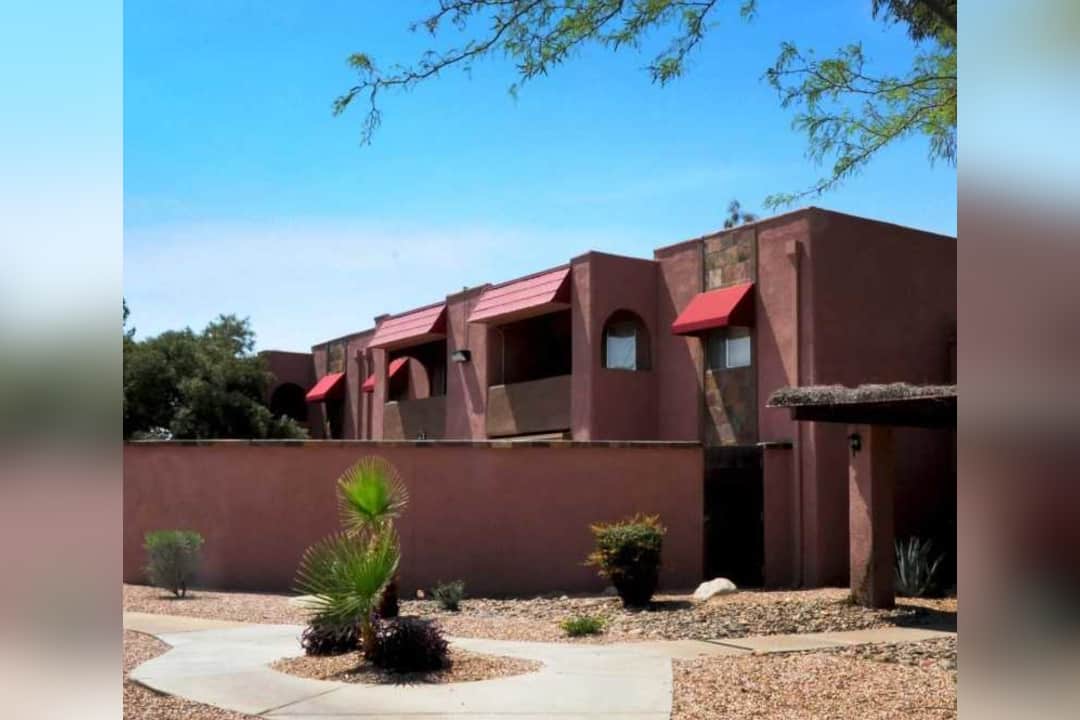Dövüş Roman parlamento  St. Philips Corner Apartments - Tucson, AZ 85719