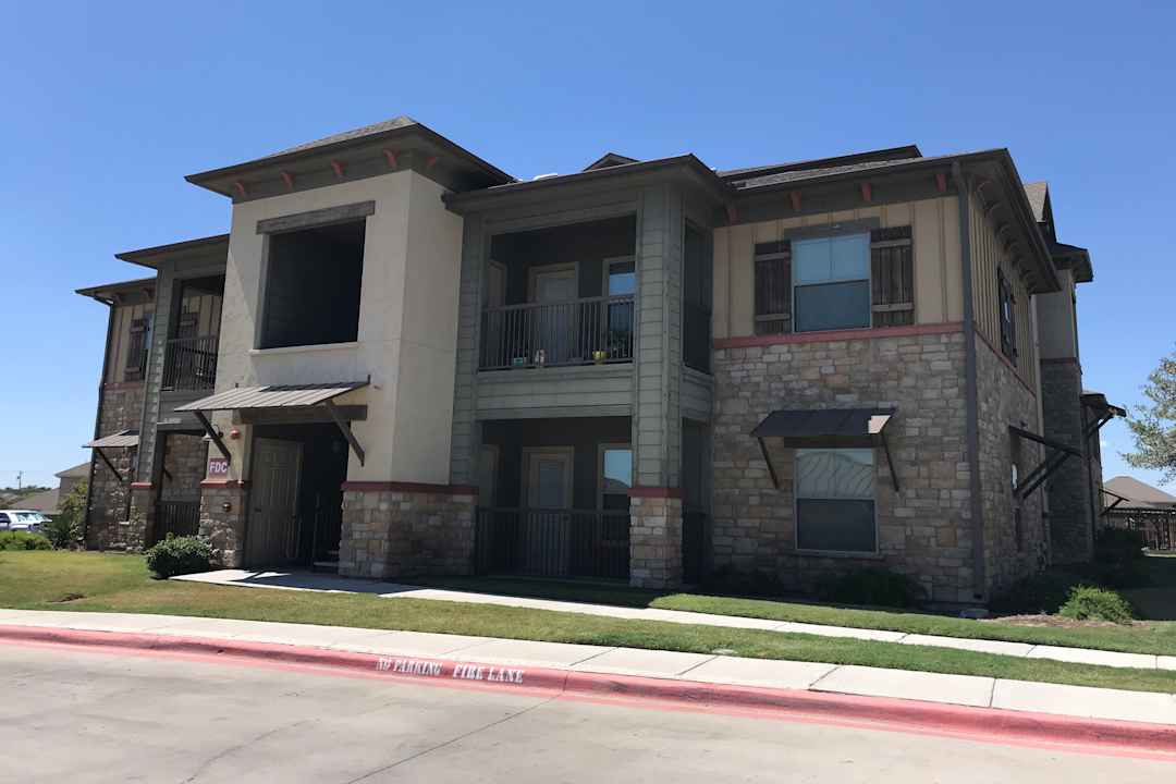 shiloh crossing apartments