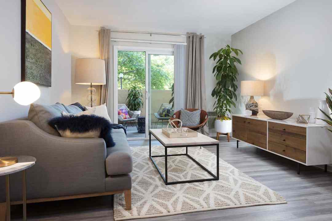 The Meadows 1000 Escalon Ave Sunnyvale Ca Apartments For Rent Rent Com