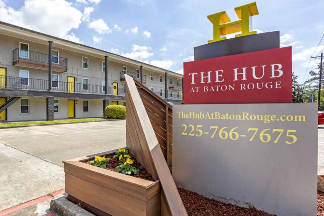 The Hub At Baton Rouge 5151 Highland Rd Baton Rouge La Apartments For Rent Rent Com