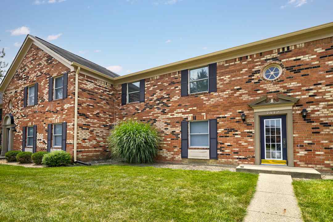 meridian lakes apartments indianapolis in 46260