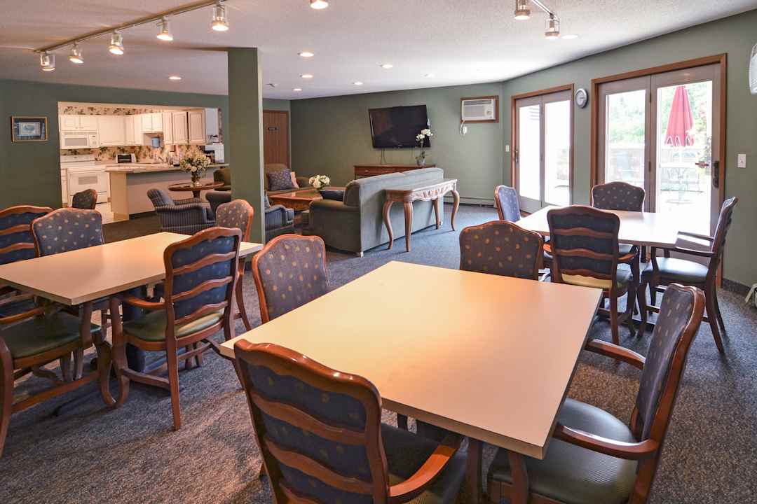 cutters grove apartment homes 2901 cutters grove ave anoka mn apartments for rent rent com