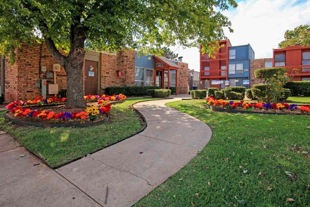 midwest pointe apartments oklahoma city ok 73110