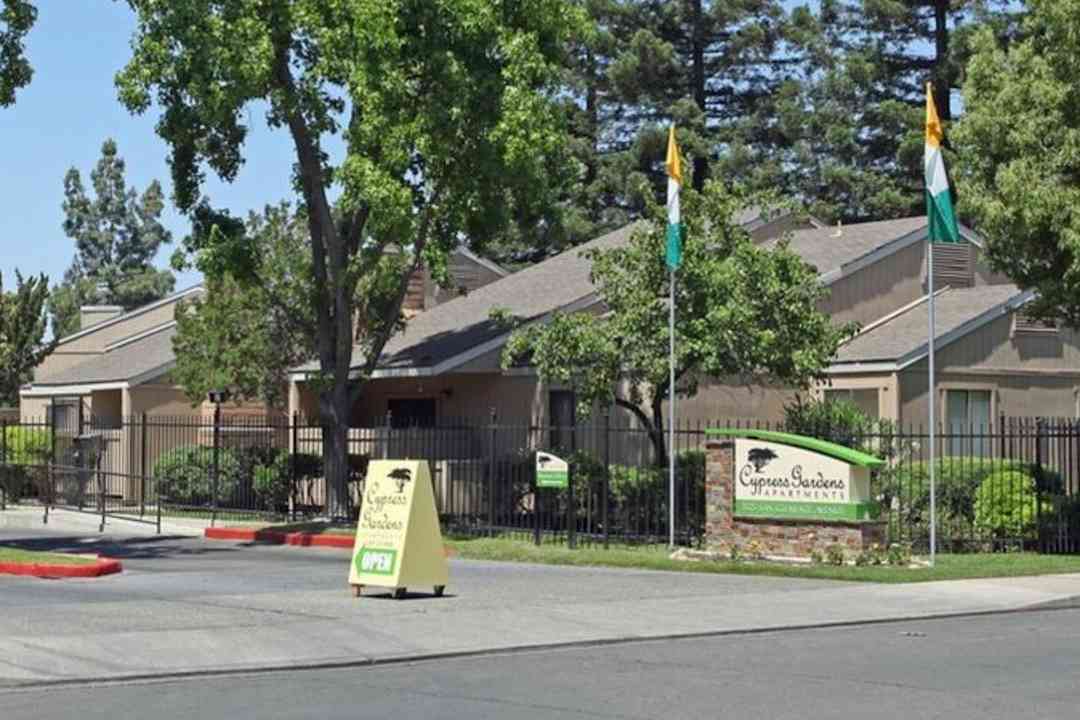 Cypress Garden Apts 3525 San Clemente Ave Modesto Ca Apartments For Rent Rent Com