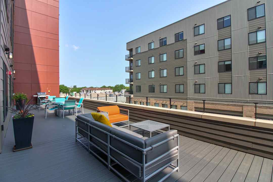 The Flats at Leighton District Apartments Lincoln, NE 68504