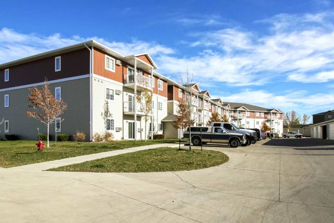 Jefferson Creek Apartments - 1119 14th Ave W | Dickinson, ND Apartments ...