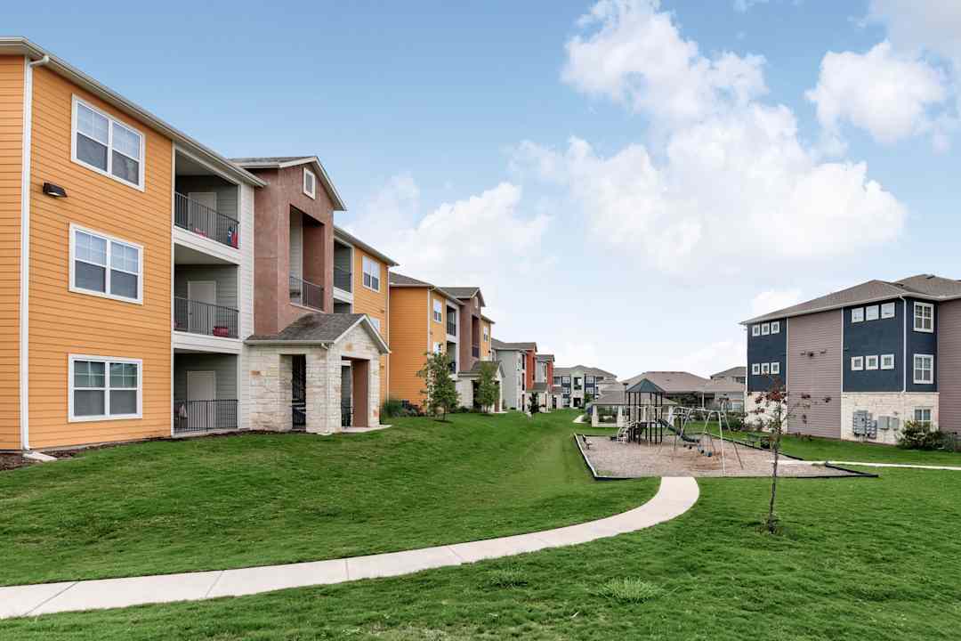 Heights On Parmer Apartment Homes 1500 E Parmer Ln Austin Tx Apartments For Rent Rent Com