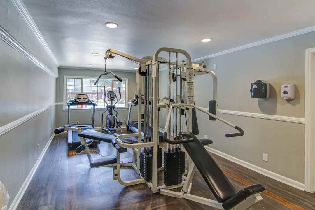 Americana Warner Center Apartments 6701 De Soto Ave Canoga Park Ca Apartments For Rent Rent Com