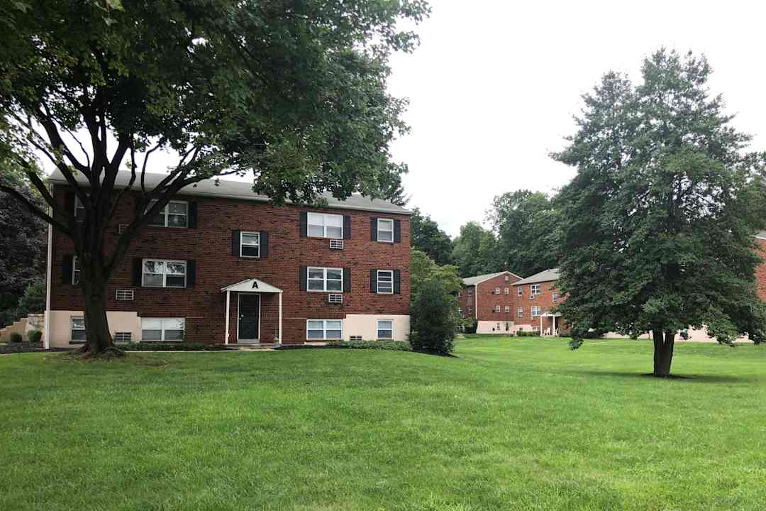 springwood apartments springfield pa 19064