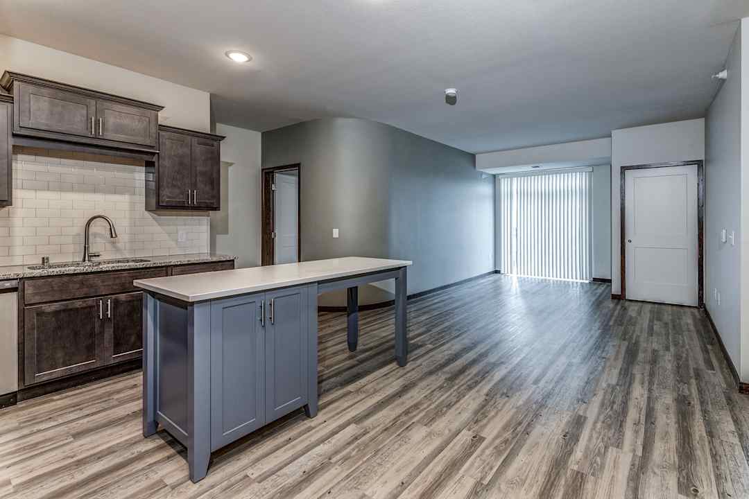 Crossroads At Elm Creek Apartments - Maple Grove Mn 55369