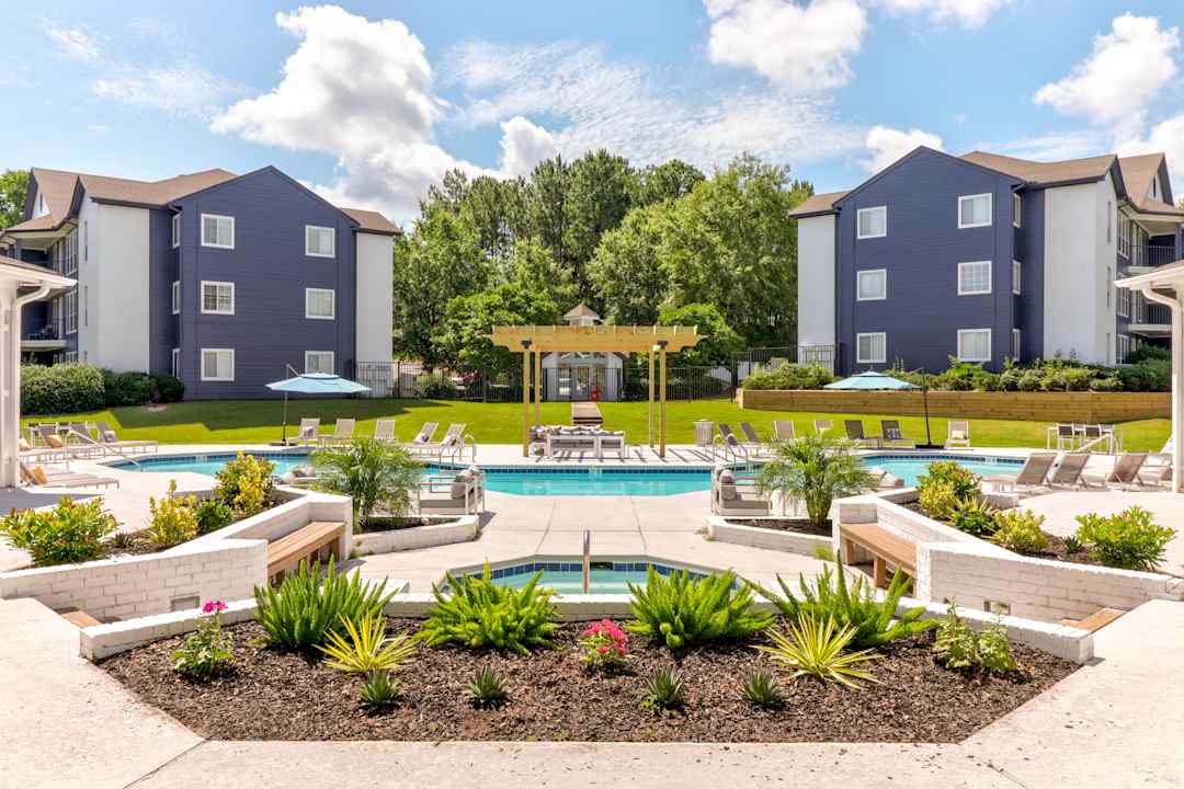 Evergreen Auburn 1131 S College St Auburn Al Apartments For Rent Rent Com