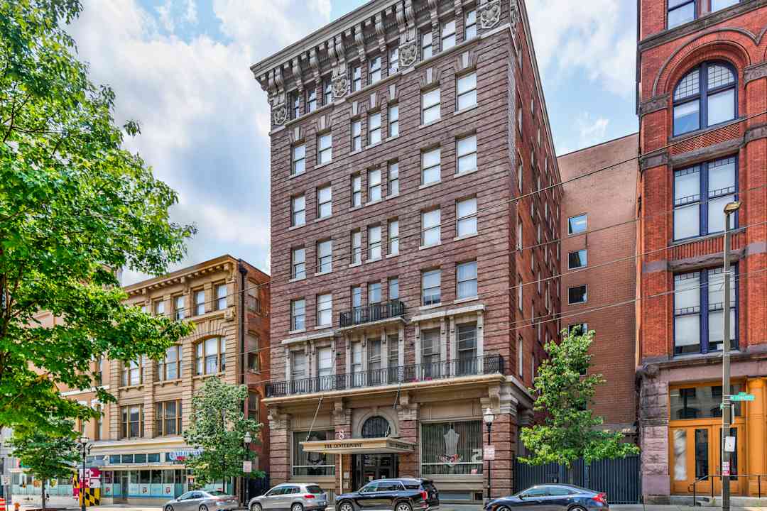 The Centerpoint 8 N Howard St Baltimore, MD Apartments for Rent Rent.