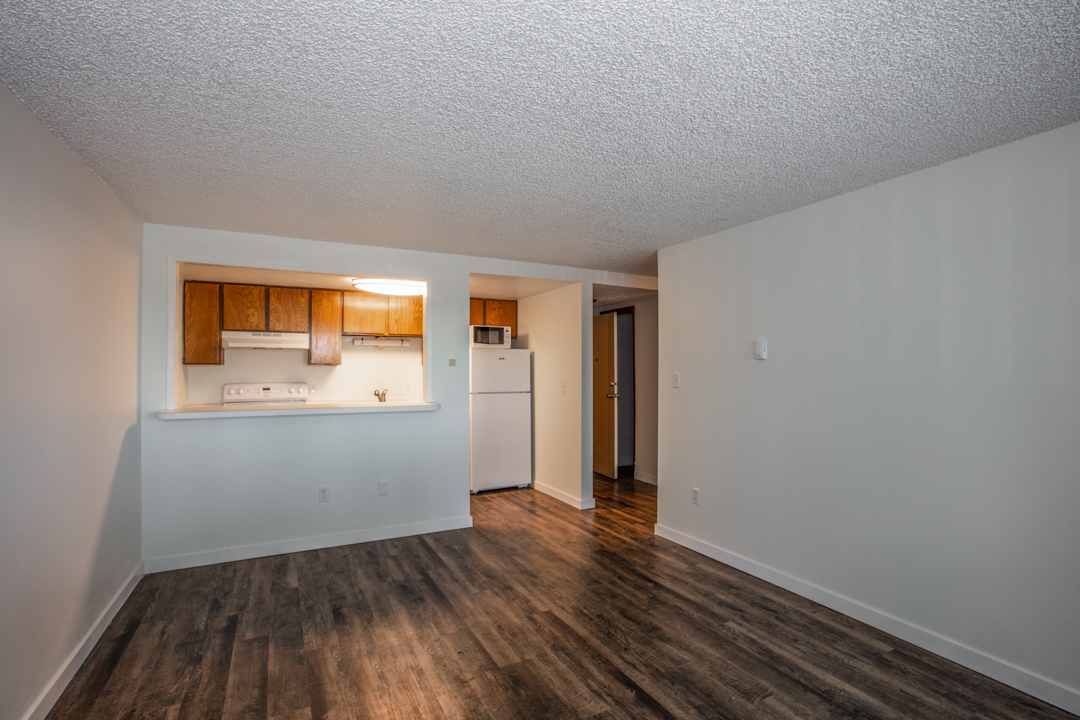 broadmoor apartments spokane wa 99201