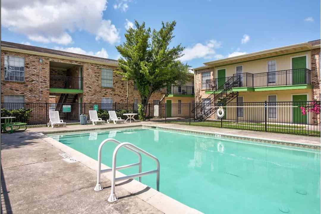 rock ridge apartments reviews