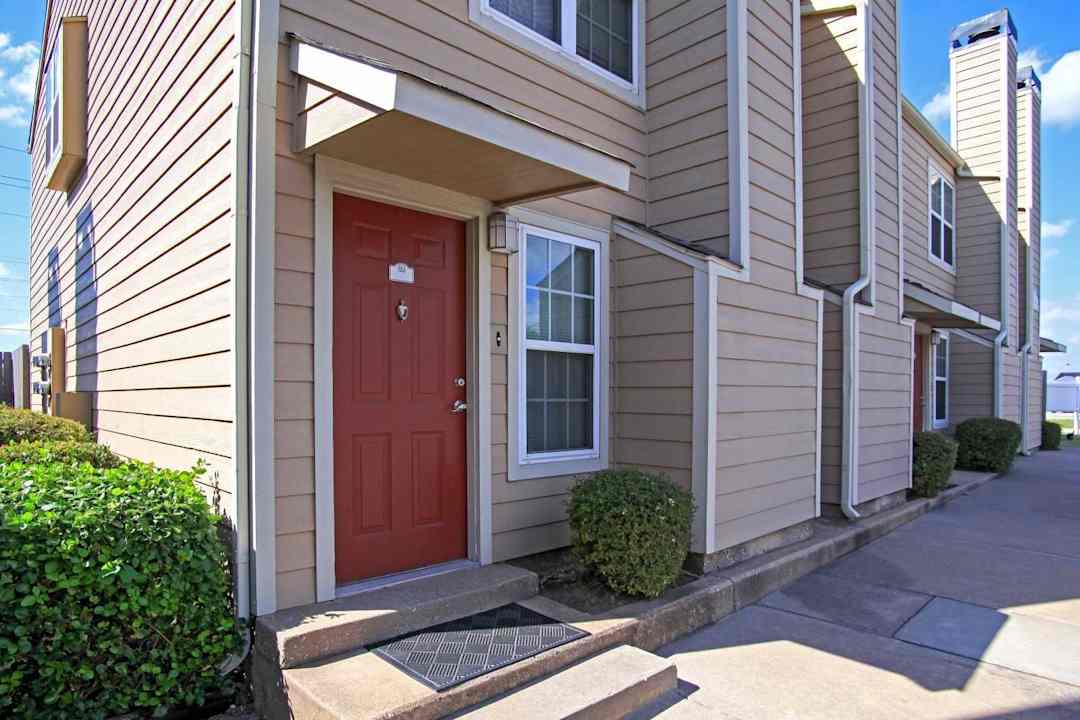 Townhomes For Rent Woodland Hills