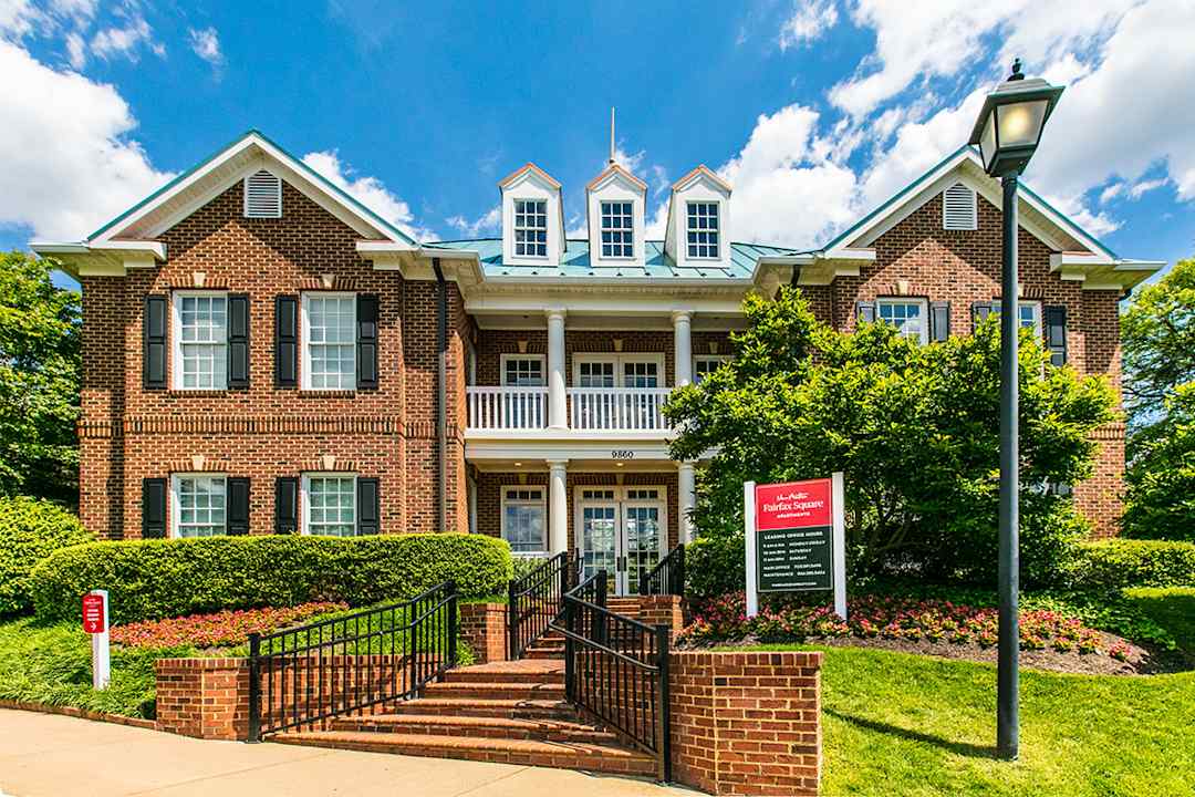 Fairfax Square Apartments - Fairfax Va 22031