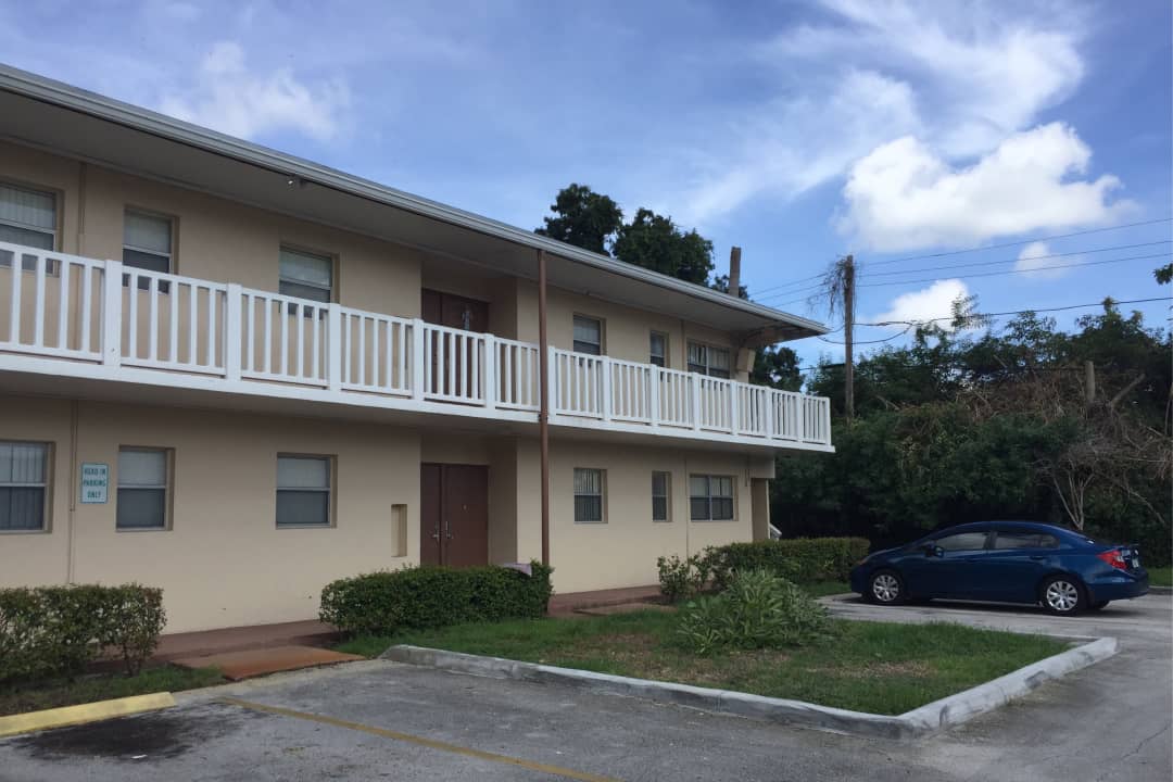 La Lee Terrace Apartments - Fort Lauderdale, FL 33311