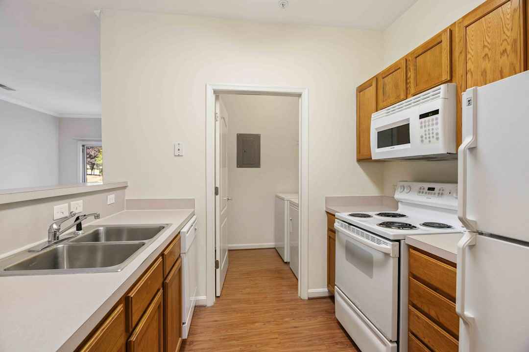 camden largo town center apartments upper marlboro md 20774
