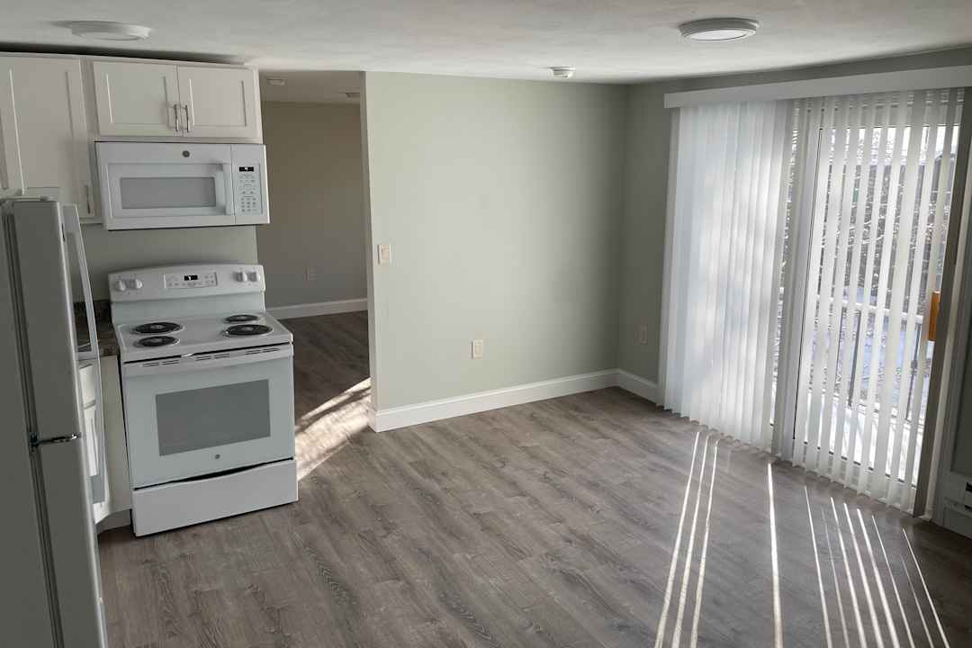 Fox Park Apartments Apartments Plymouth, NH 03264