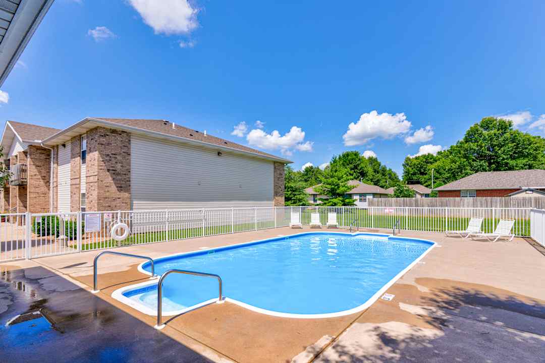 Seville Square Apartments Springfield Mo 65810