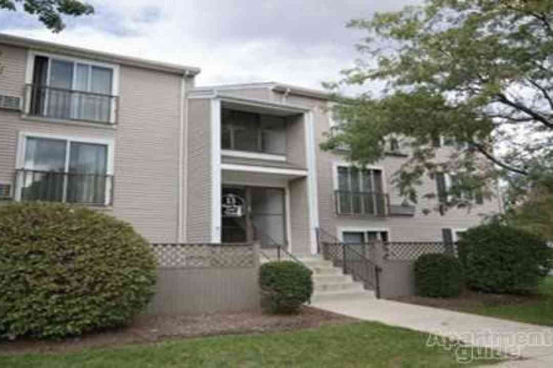 natick village apartments
