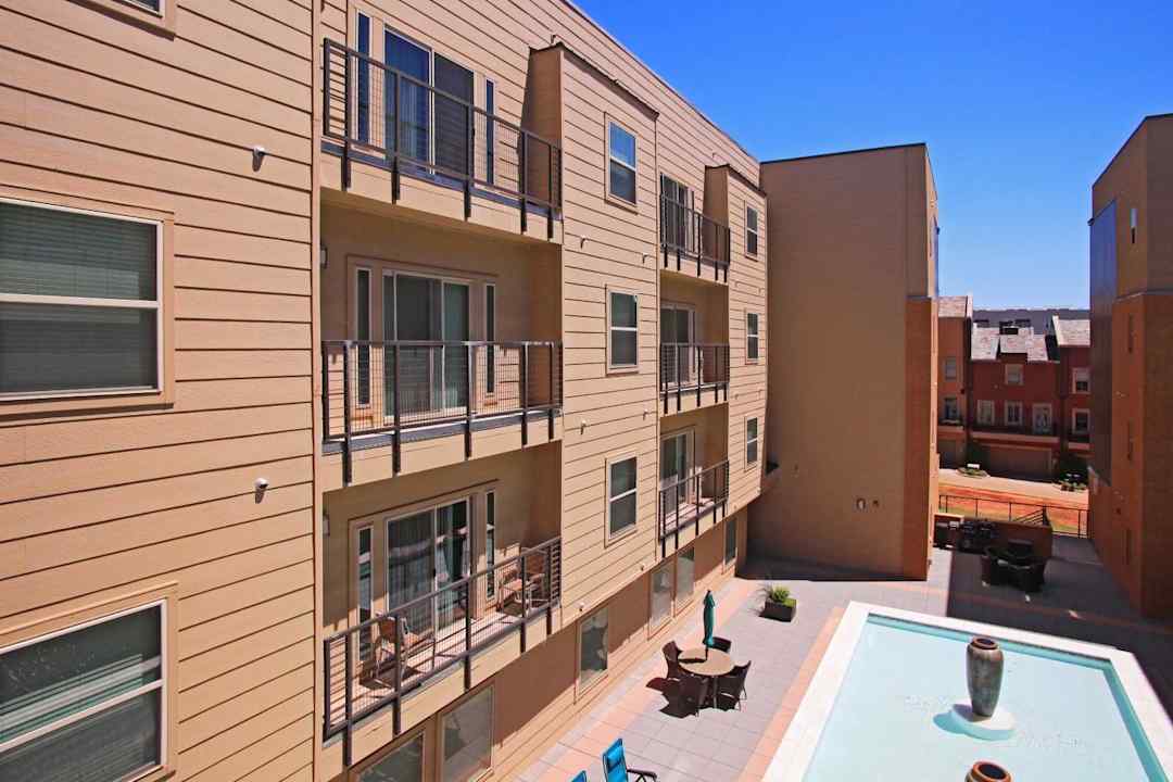 the maywood 425 n oklahoma ave oklahoma city ok apartments for rent rent com