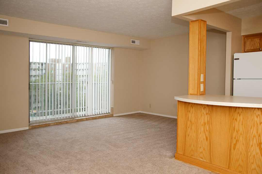 Rockside Park Towers 25400 Rockside Rd Bedford Oh Apartments For Rent Rent Com