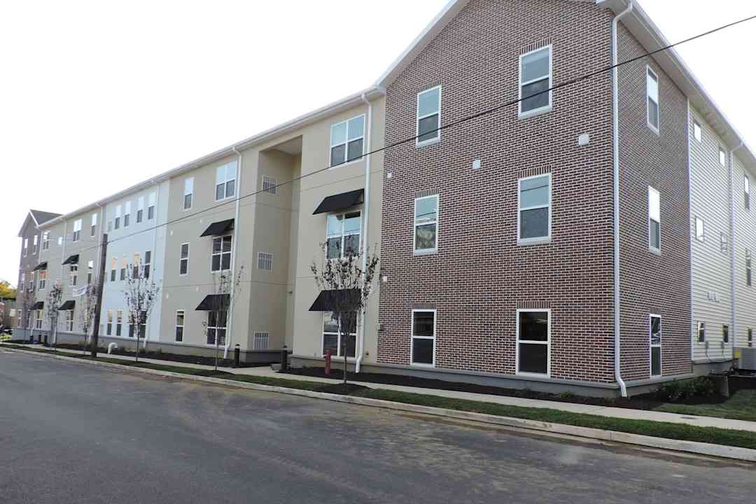 Chelsea Commons 1325 Chelsea Ave Bethlehem Pa Apartments For Rent Rent Com