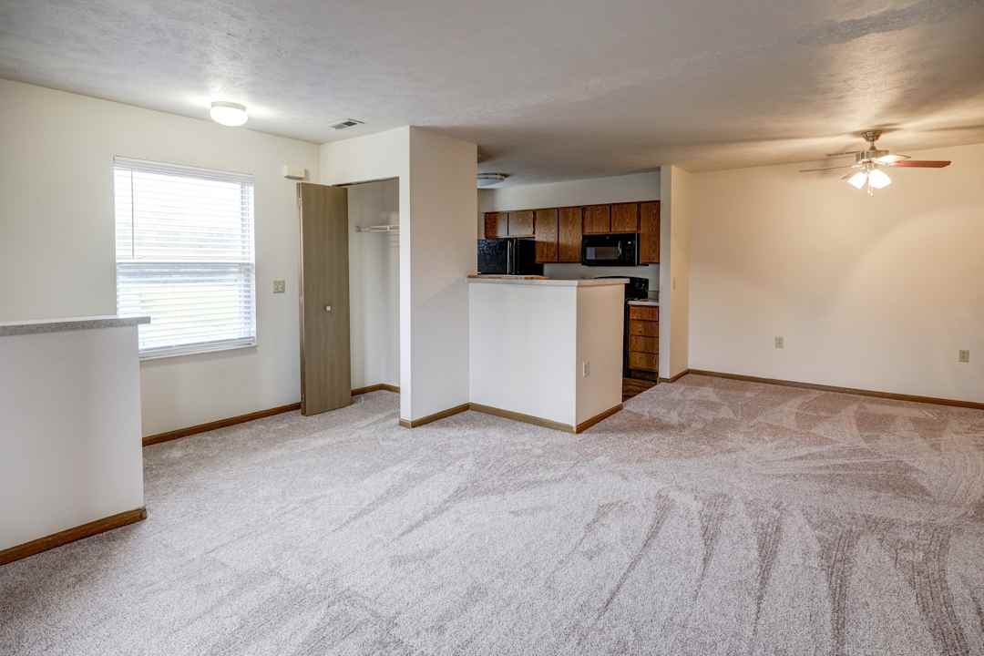 Amberwood Place I Ii 2864 Amberwood Pl Kokomo In Apartments For Rent Rent Com
