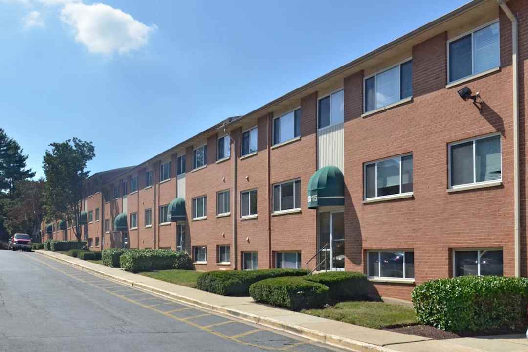 eastdale apartments riverdale park md 20737