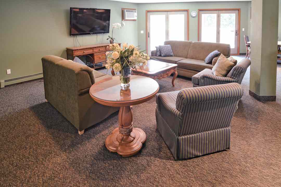cutters grove apartment homes 2901 cutters grove ave anoka mn apartments for rent rent com