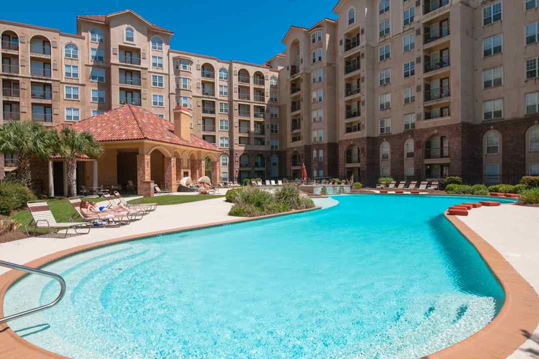 Southgate Towers 4005 Nicholson Dr Baton Rouge La Apartments For Rent Rent Com