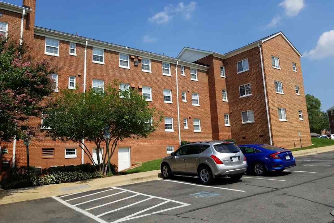 the monterey apartments rockville md