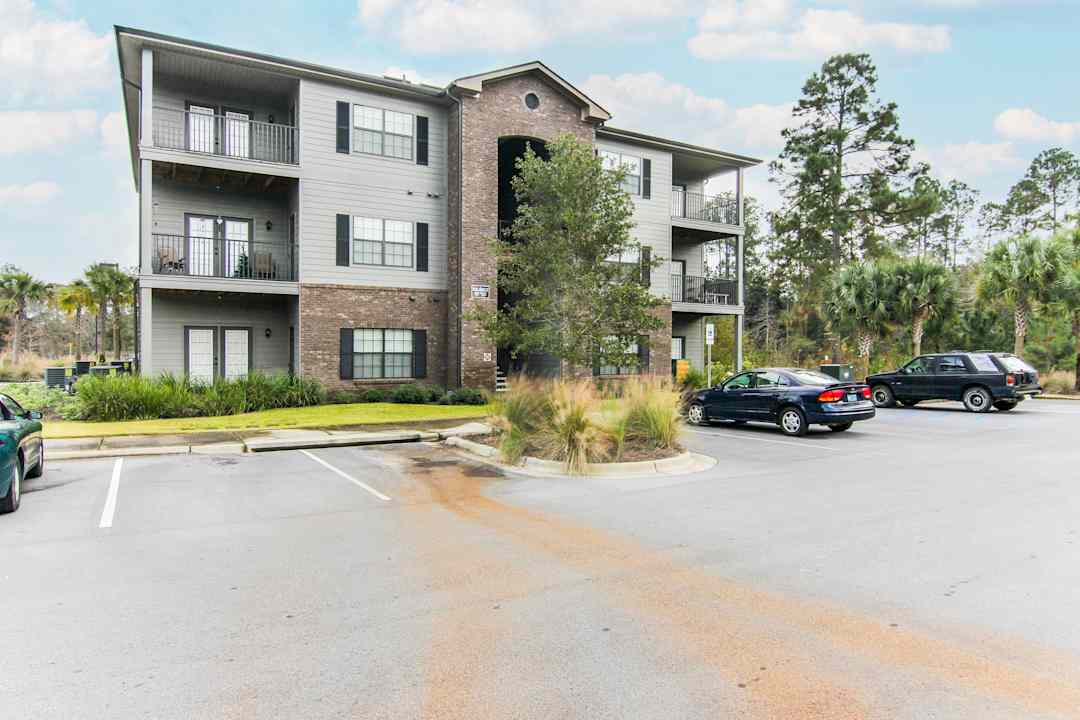Arbours At Shoemaker Place Apartments 214 Shoemaker Dr Defuniak Springs Fl Apartments For Rent Rent Com