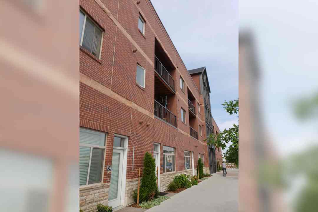 Mill House Apartments - Fort Collins, CO 80524