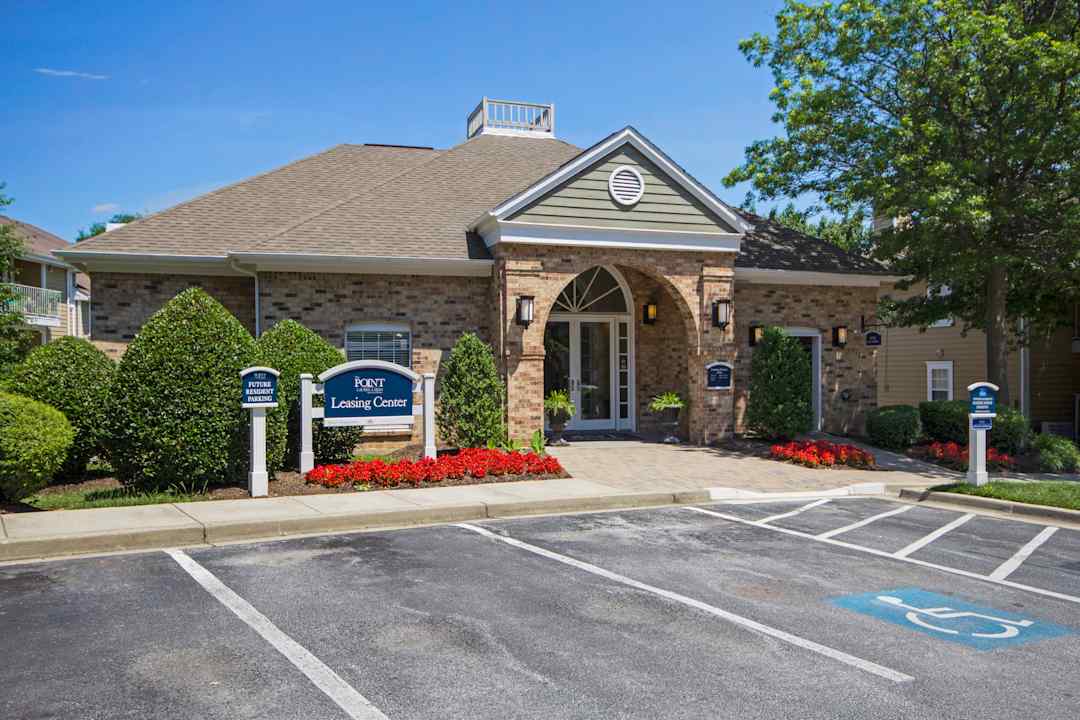 laurel lakes apartments