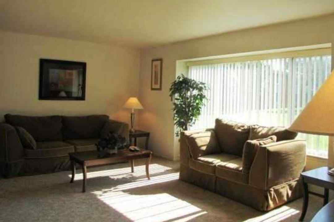 balmoral arms apartments sterling heights mi 48313