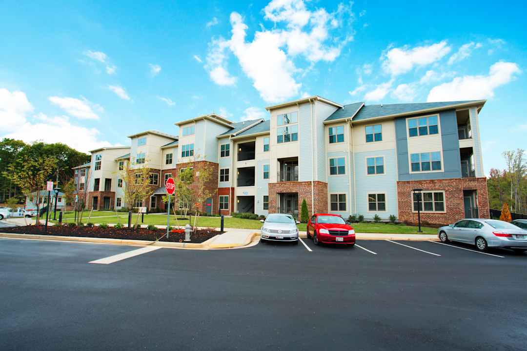 57 Popular Apartments near stony point mall in richmond va for Small Space