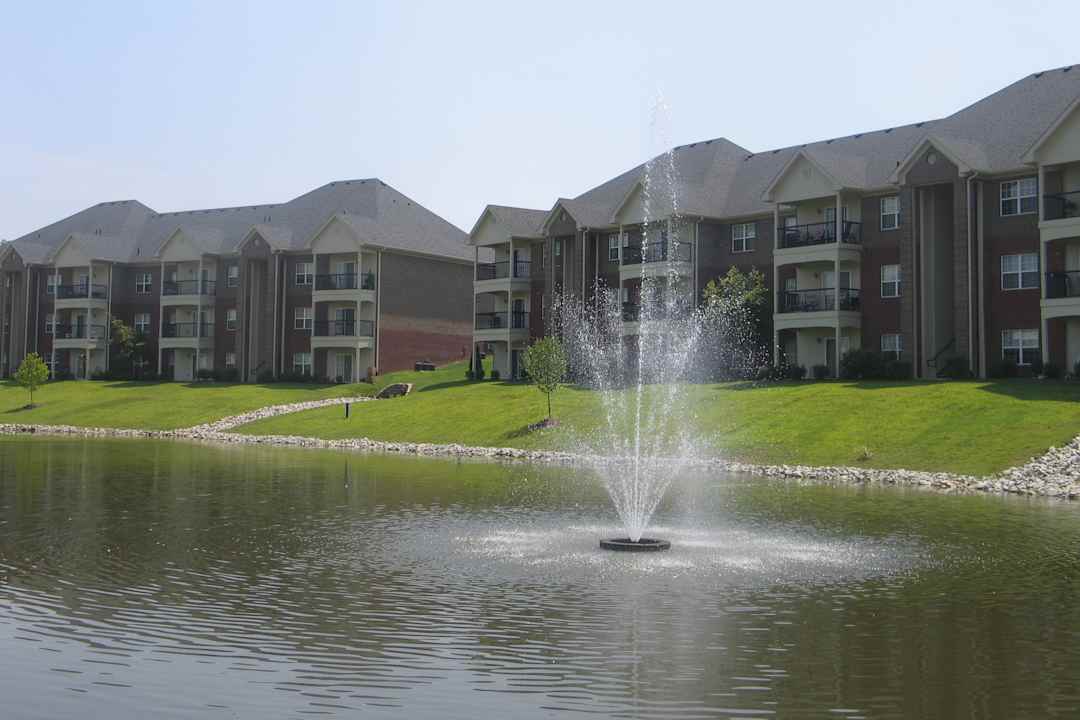 Blankenbaker Crossings Apartments - Louisville Ky 40299