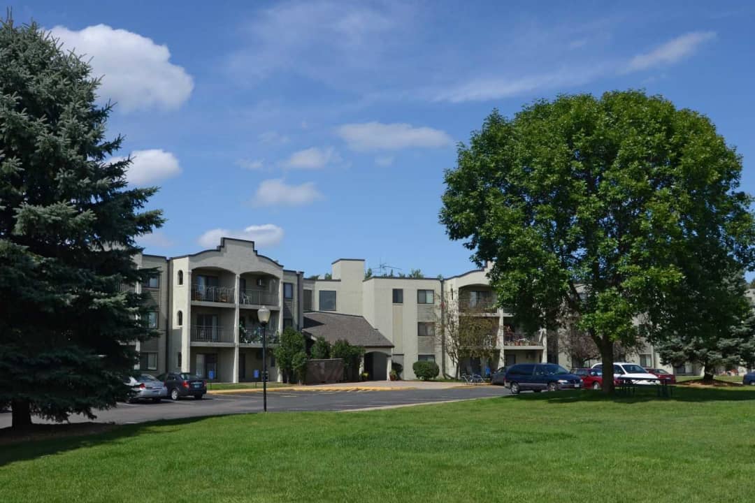 Pondview Apartments