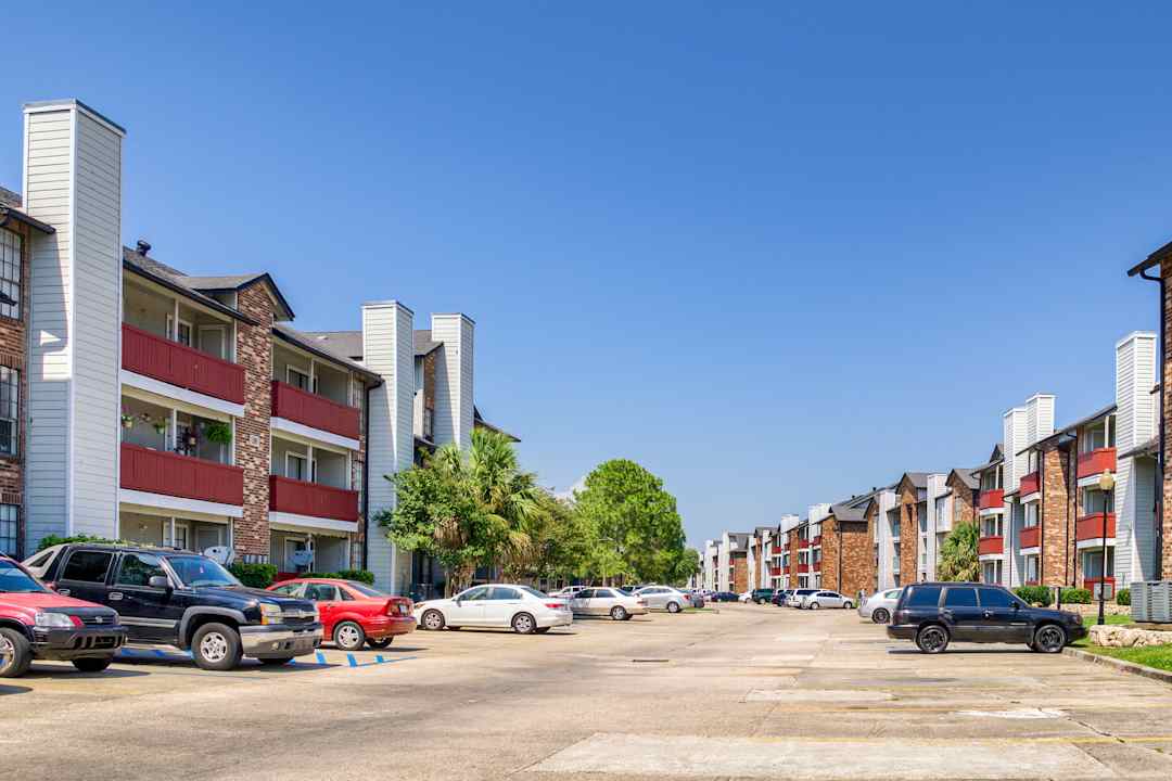 carmel brook apartments new orleans la 70128