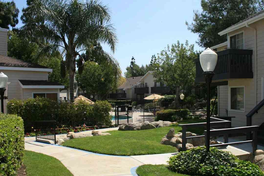 sycamore springs apartments reviews