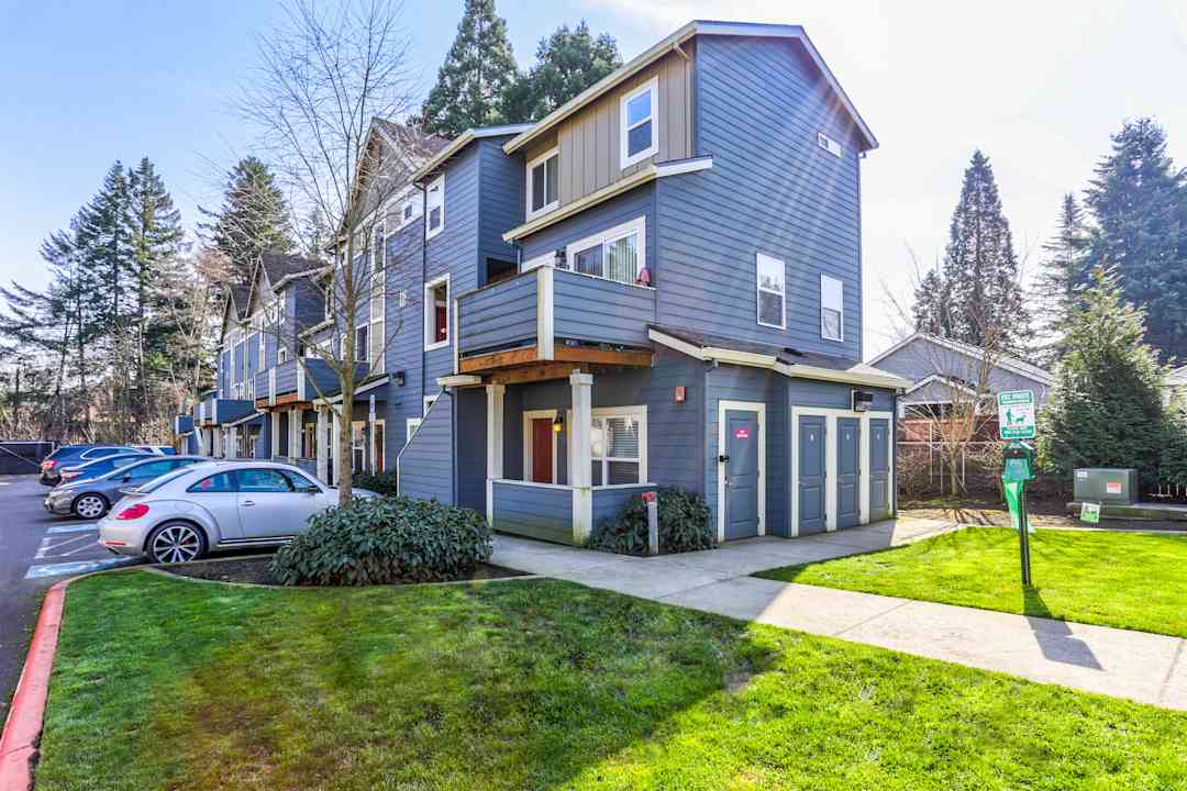 Atwater Apartments 16280 Sw 113th Ave Tigard Or Apartments For Rent Rent Com