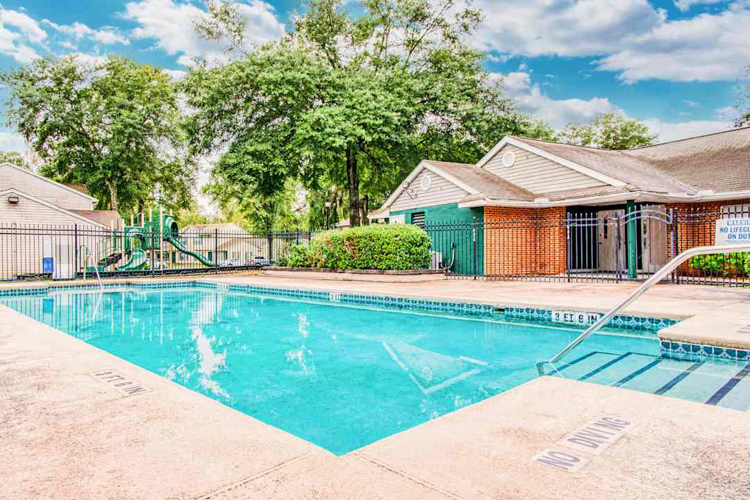 Hampton Ridge Apartment Homes - Jacksonville Fl 32218