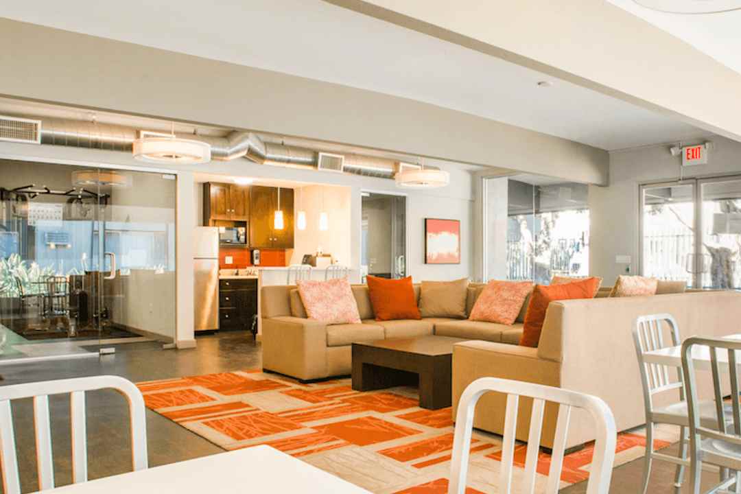 Allure Canoga Park 21315 Roscoe Blvd Canoga Park Ca Apartments For Rent Rent Com