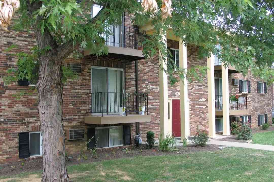 Falcon Crest Apartments - Milford Oh 45150