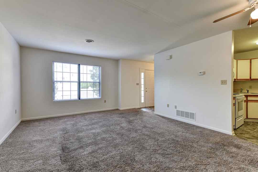 High Pointe Club Apartments 1500 High Pointe Dr Harrisburg Pa Apartments For Rent Rent Com