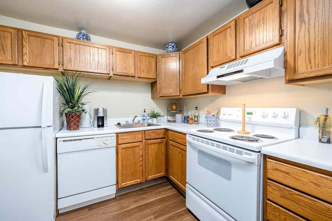 1 Bedroom, 1 Bath 665 sq. ft. - MB721