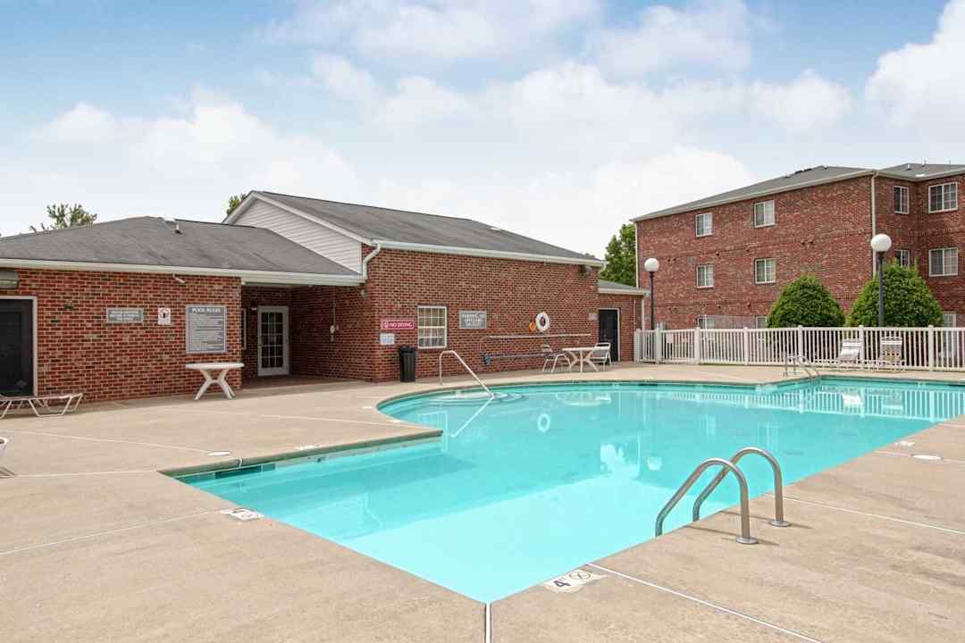 ascot point village apartments asheville nc 28803