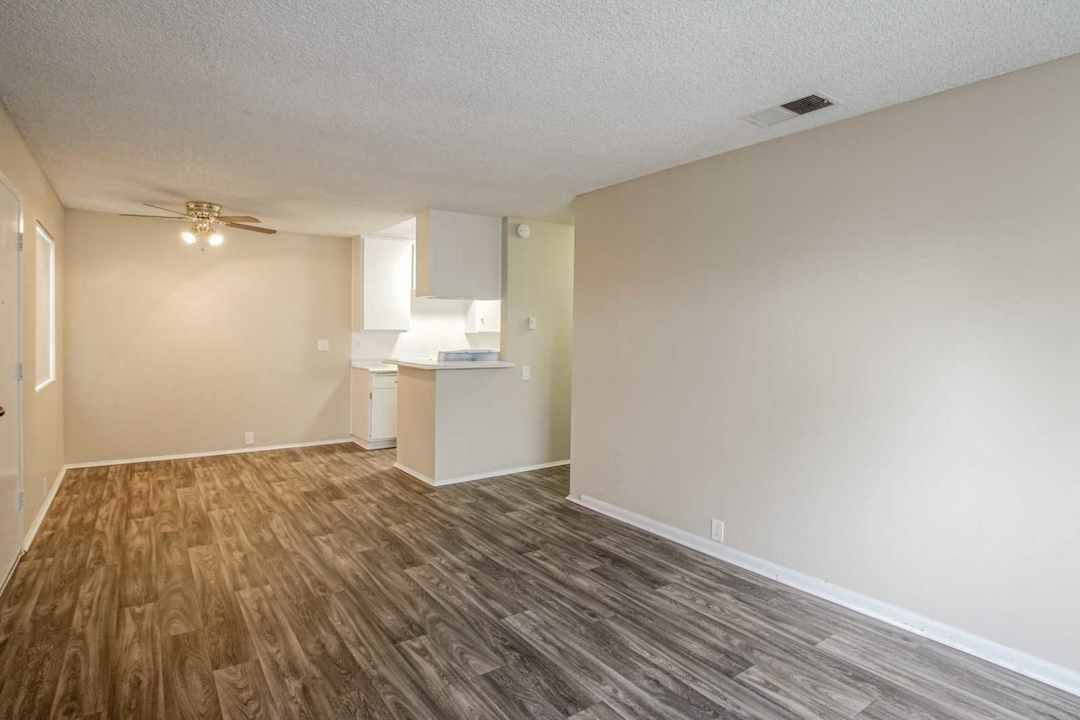 Garden View Apartments - Escondido Ca 92027
